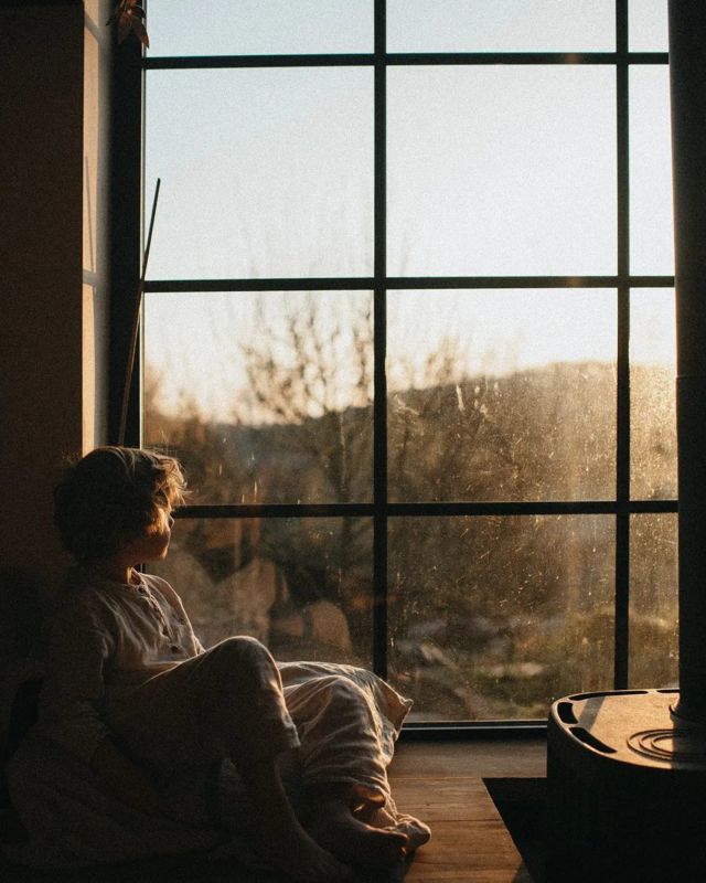 Morning light and textures 

[5/100] #100daysoflumiere2023

#madeleinedeproust
#100daysoflumière2023
#100daysoflumière2023_asw
#douceurdevivre
#childhoodunplugged
#memoirs_of_childhood
#maisondecampagne
#talesofphotography
#thehairmemoirs
#childhoodwonders 
#loveourbigkids
#purelyauthenticchildhood
#treasured_childhood
#fleetingtotimeless
#momtogcollective
#photographelifestylebelgique
#simplymothers
#storiesoftheeveryday
#narrateursdevie
#heartofhome 
#scandinavianhome
#morninglight
#35mmphotography 
#storiesoftheeveryday 
#lookslikefilmkids
#galleryoflightfeature